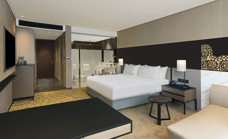 Hilton – Deluxe King Room